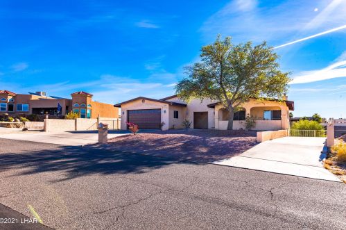 310 Cypress Dr, Lake Havasu City, AZ 86406-6864