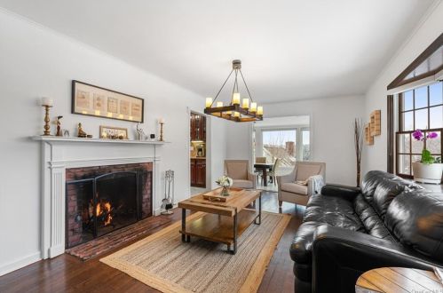 174 Woodruff Ave, Scarsdale, NY 10583-5542