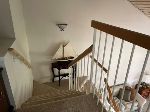 101 Spyglass Cir, Groton CT  06340-6212 exterior