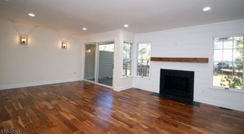 73 Stone Run Rd, Bedminster NJ  07921-1711 exterior