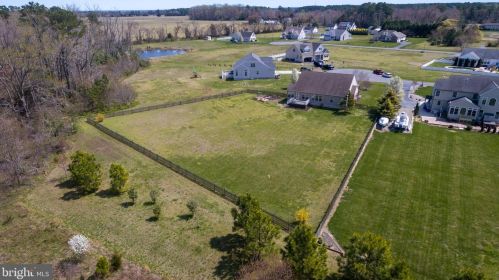 15049 Sandpiper Rd, Milton, DE 19968-3739