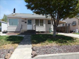 523 9th St, Clarkston, WA 99403-2103