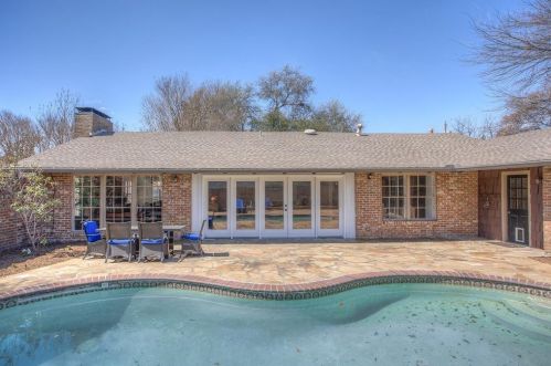 7009 Gateridge Dr, Dallas TX  75254-7935 exterior