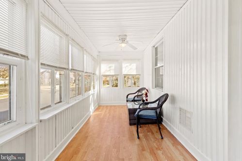 408 2nd St, Florence, NJ 08518-1202