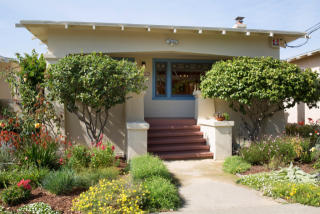 5231 James Ave, Oakland, CA 94618-1017
