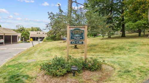 13 Clemens Ct, Rocky Hill CT  06067-3218 exterior