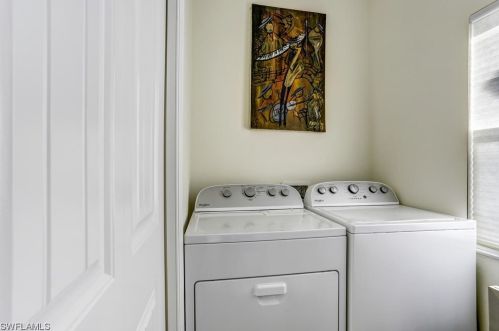 555 Piedmont Rd, Sanibel FL  exterior