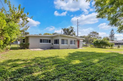 3510 Lk Margaret Dr, Orlando FL 32806-6614 exterior