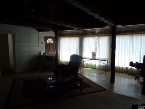 285 Sherwood Rd, Willits CA  95490-9501 exterior