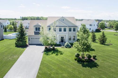 15 Silo Dr, Waterford, NY 12188-1249
