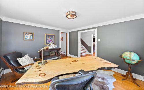 904 Sycamore Ave, Tinton Falls NJ 07724-3132 exterior