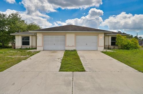 4533 21st St, Lehigh Acres, FL 33973-3222