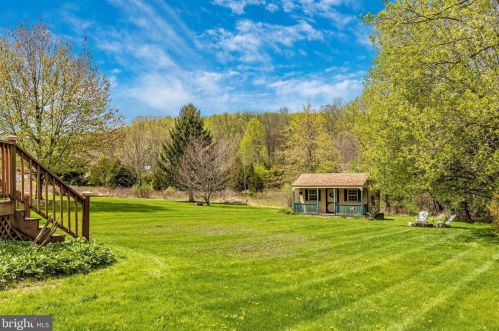 309 Williams Cir, Collegeville PA  19473-2344 exterior