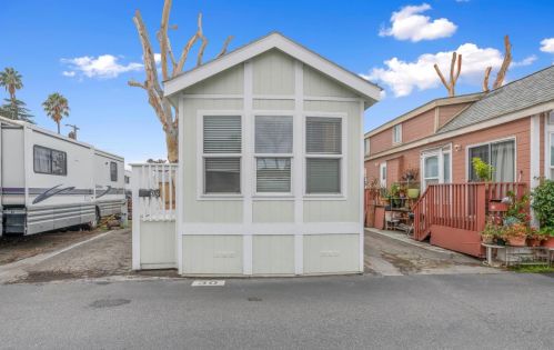 3499 Bayshore Rd, Redwood City, CA 94063-4627