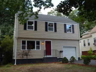446 Anderson St, Hackensack, NJ 07601-1505