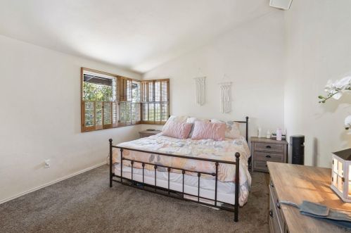 5422 Redding Rd, San Diego CA  92115-1133 exterior
