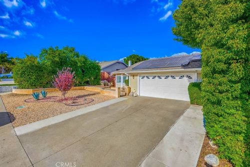 647 Le Harve Ave, Lake Elsinore, CA 92530-5386