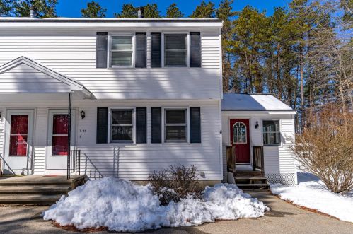 7 Skyline Dr, Amherst, NH 03031-2249