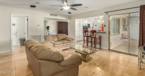 4426 El Caminito Dr, Glendale AZ 85302-6025 exterior