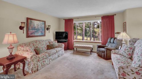 2 Bixler Ln, Duncannon, PA 17020-7059