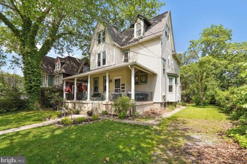303 Ridley Ave, Ridley Park, PA 19078-3121