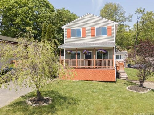 17 Lake Plymouth Blvd, Plymouth, CT 06782-2512