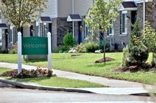 2400 Village Rd, Pittsburgh PA  15205-1588 exterior