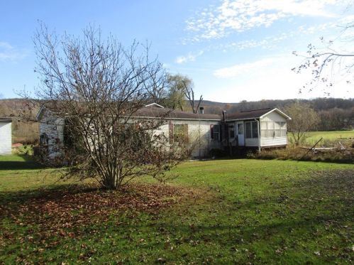 103 Hopwood Coolspring Rd, Hopwood PA  15445-2212 exterior
