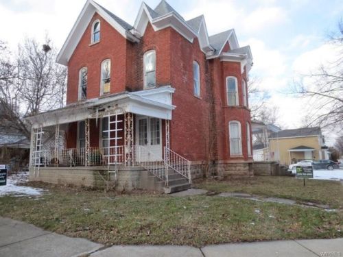 300 Eagle St, Medina, NY 14103-1115