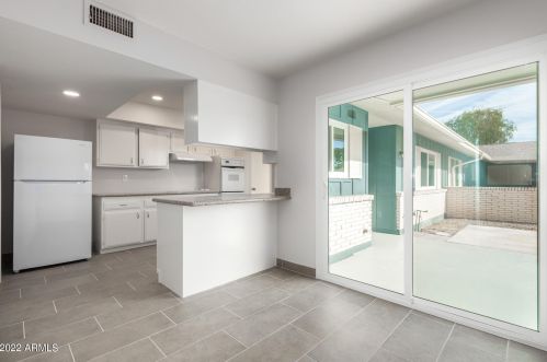 10636 Roundelay Cir, Sun City AZ  85351-2109 exterior