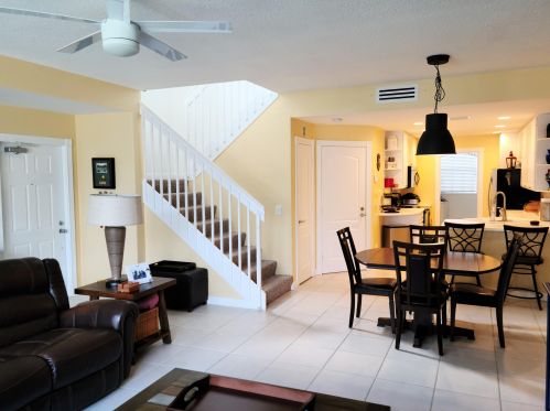 312 Salinas Dr, West Palm Beach, FL 33410-4307