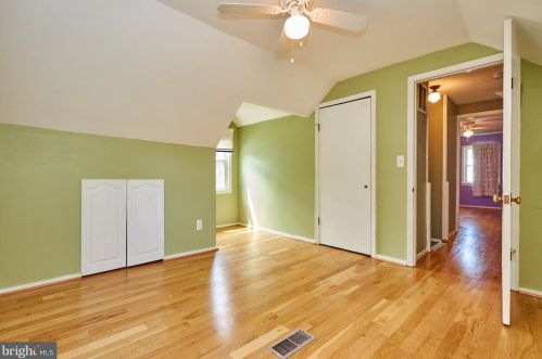 6804 Jefferson Ave, Falls Church VA  22042-1932 exterior