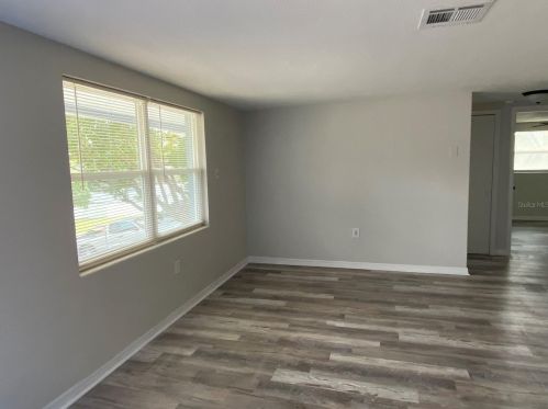 48 Columbus St, Beverly Hills FL  34465-3603 exterior