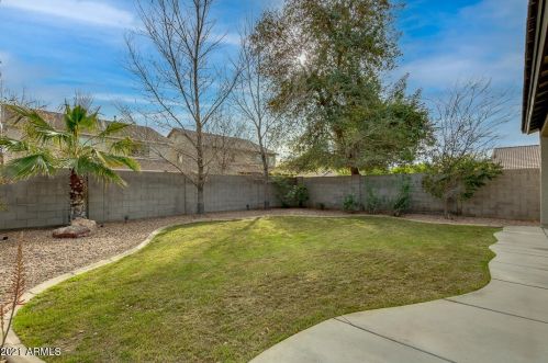 827 Anastasia St, San Tan Valley AZ  85140-5792 exterior