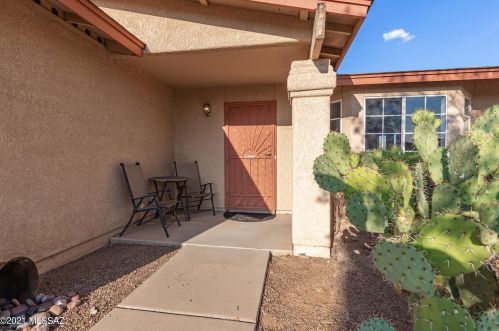 7731 Solomon Ave, Tucson, AZ 85747-5109