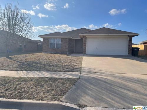 509 Redbud Dr, Copperas Cove, TX 76522-7814
