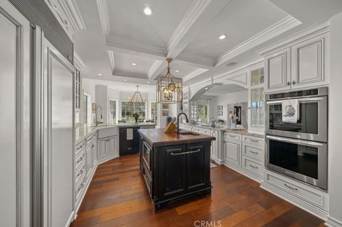 41664 Camino Del Vino, Temecula CA  92592-8439 exterior