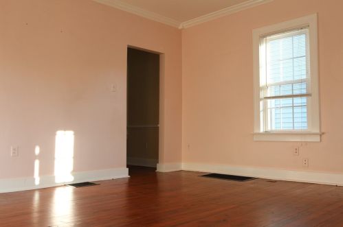 305 Walnut St, Ligonier, PA 15658-1033