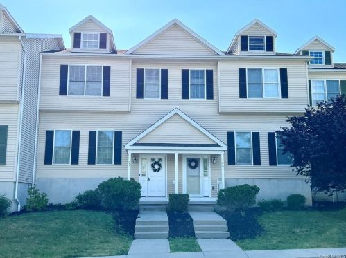 26 Hudson Cir, Marlborough, NY 12542-6187