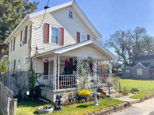 554 Henry St, Marion, OH 43302-6136