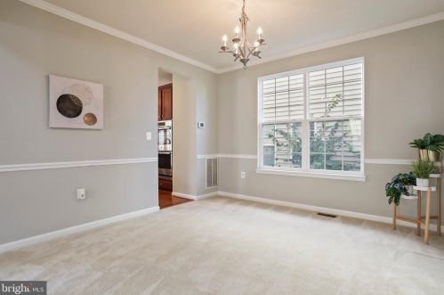 445 Lord Fairfax St, Charles Town WV  25414-2603 exterior