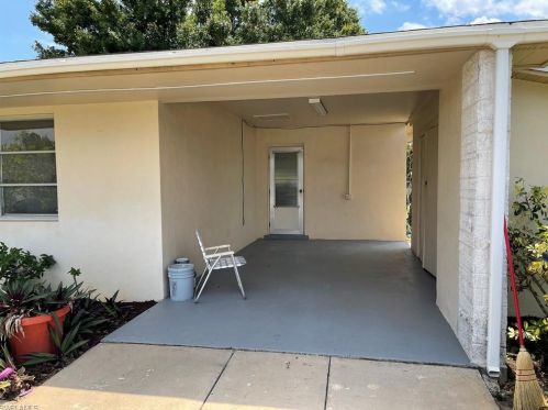 1112 Rushmore Ave, Lehigh Acres, FL 33936-7138