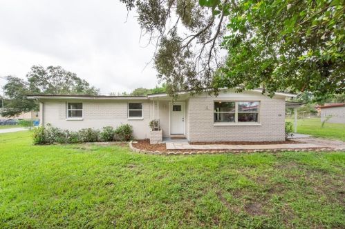 9741 Fowler Ave, Thonotosassa FL  33592-3415 exterior