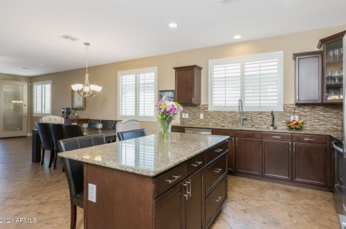 36056 Matthews Dr, San Tan Valley AZ  85143-3549 exterior