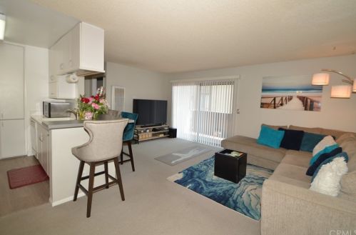 23304 Sesame St, Torrance, CA 90502-3067