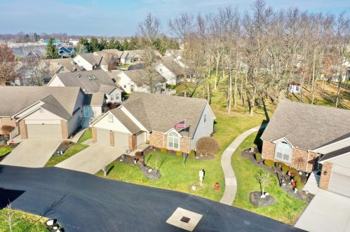 402 Woodside Pl, Bellefontaine, OH 43311-1597