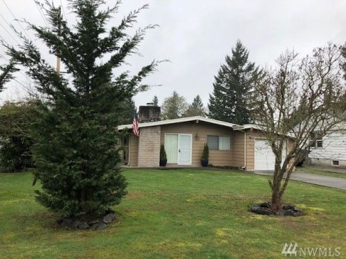 12316 Lk City Blvd, Lakewood WA  98498-4205 exterior