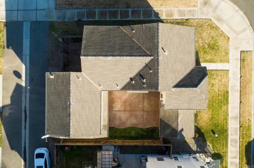 4237 Ivory Ln, Turlock CA  95382-7430 exterior