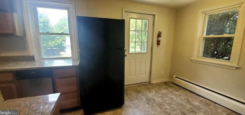 263 Maple Ave, Harleysville PA  19438-1742 exterior