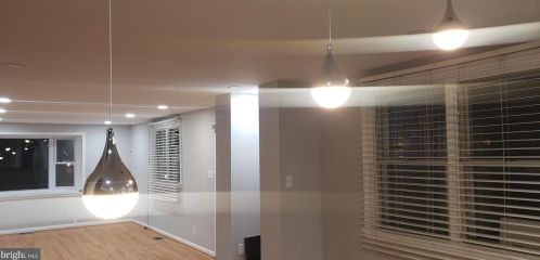 850 Longshore Ave, Philadelphia PA  19111-4423 exterior